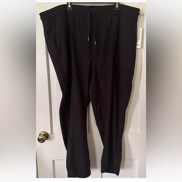 SOLD NWT ATHLETA Farallon Jogger Pants Women's Plus Size 3X Black 988043 - Picture 4 of 9